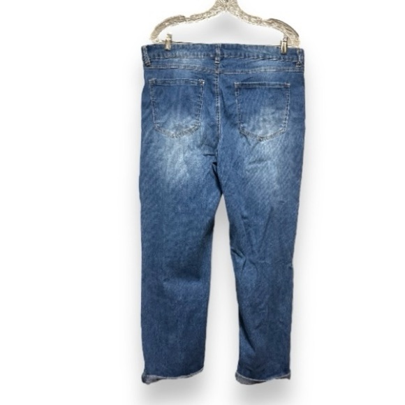 D. Jeans Straight Leg Cuffed Ankle Jeans Medium Wash Whiskered Plus Size 16 - Picture 2 of 14